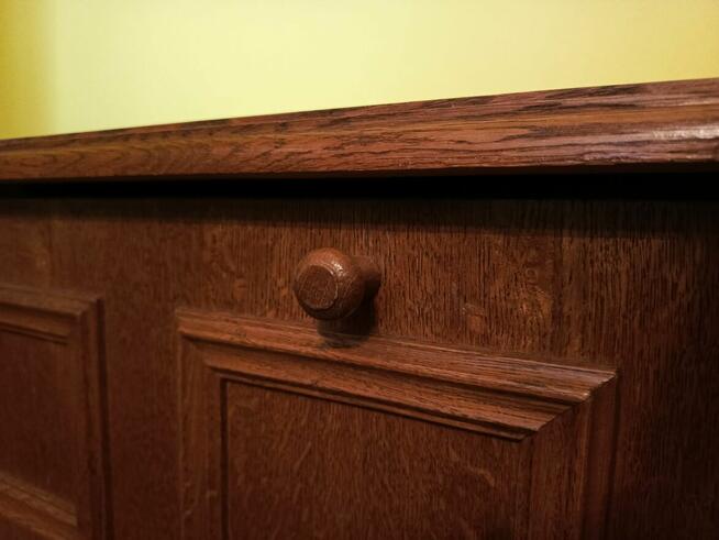 Szafka na buty drewniana – solidna i pojemna