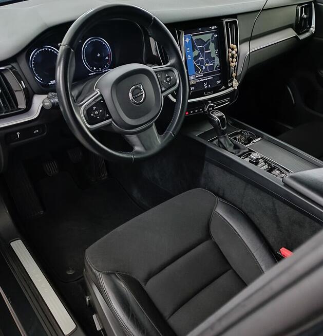 Ładne Volvo V60,Nowy rozrząd.