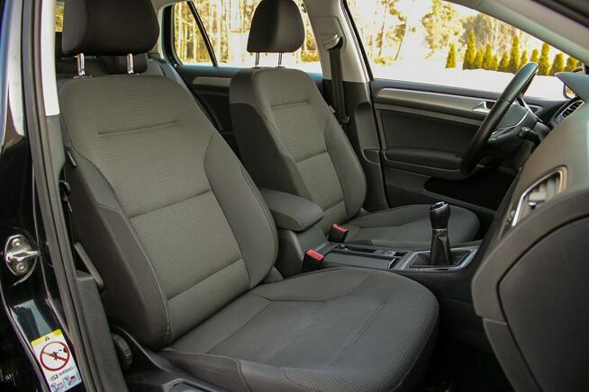 Volkswagen Golf Nawigacja Klimatronik Podgrzewane Fotele Parktronik 150KM
