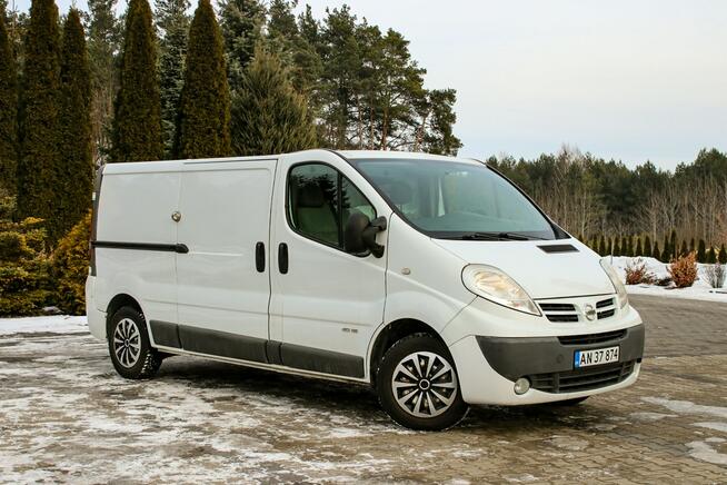 Nissan Primastar 3 Osobowy Klimatyzacja Hak Lift