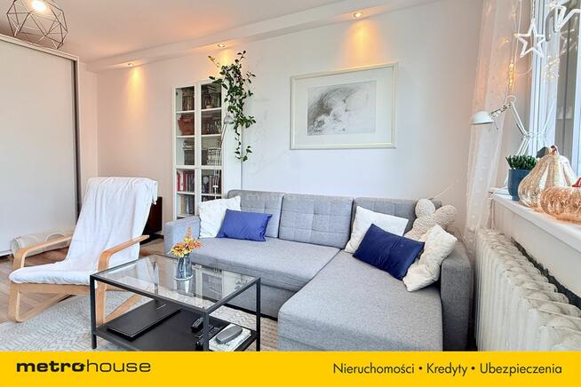 Mieszkanie 3 pokojowe z balkonem w niskim bloku.