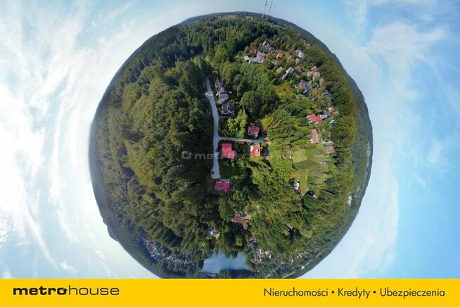 Duży dom w Łagowie, w otoczeniu lasów i jezior.