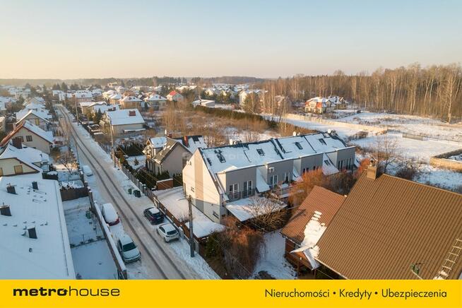 Nowoczesny dom w zielonym i cichym zakątku