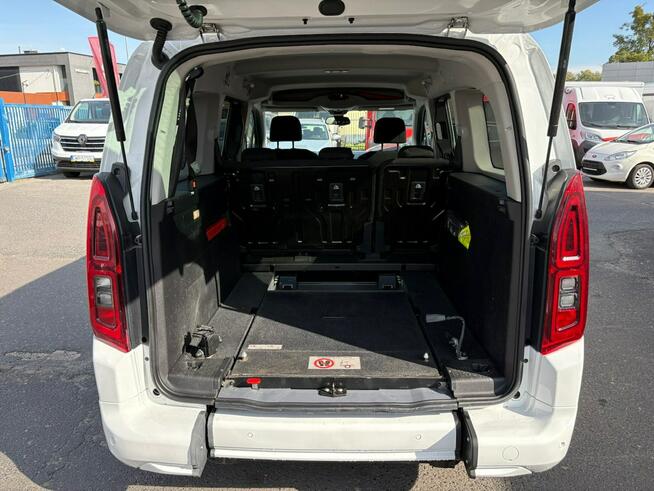 Opel ComboLife Niepełnosprawnych inwalida rampa Bogate wyposażenie2020