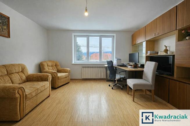 Dom Ustrzyki Dolne, Lotników