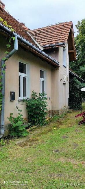 Sprzedam piętro w domu wolnostojącym ze strychem i piwnicą.ą