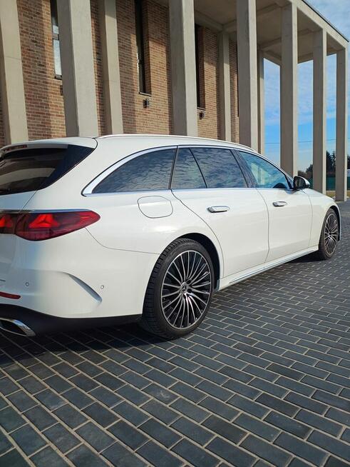 Wypożyczalnia samochodów