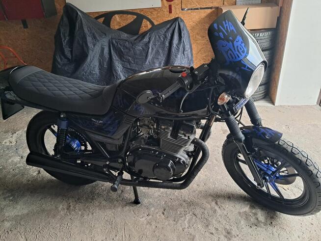 Piekny Suzuki gsx400 kat A2