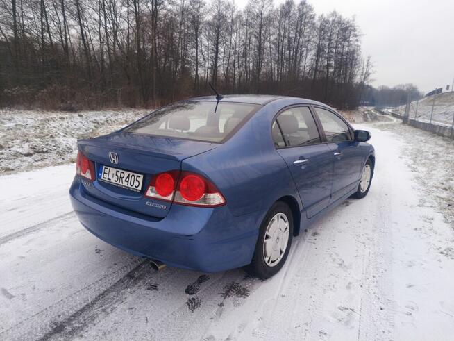 Honda Civic VIII 1.3 Hybrid 1.3 IMA CVT bezwypadkowa