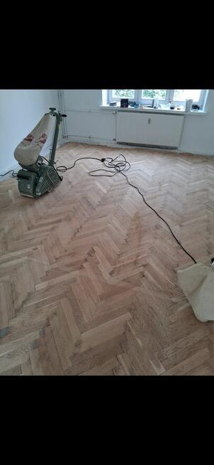 Cyklinowanie układanie podlogi parkiety itd