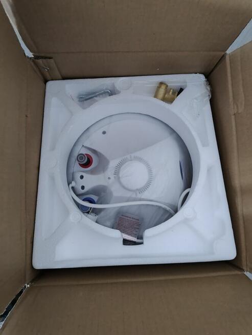 Sprzedam nowy bojler elektryczny 30L