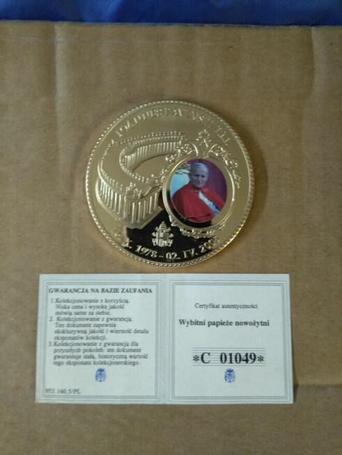 54. Medal z serii wybitni papieże nowożytni J. P. 2