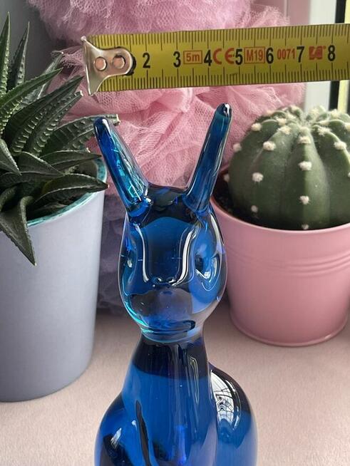 Szklana figurka. Szkło artystyczne