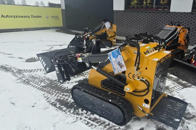 Mini ładowarka gąsienicowa INFRONT YF380 łyżka szczękowa