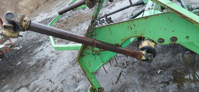 Zgrabiarka karuzelowa