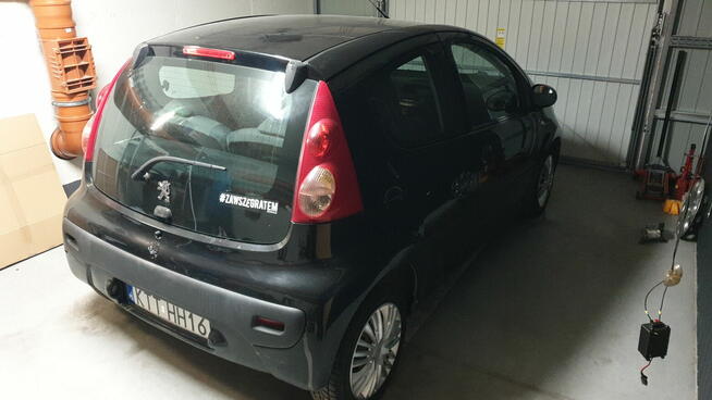 Peugeot 107 1.0 1.0 benzyna klimatyzacja 202 tys. km. przebi