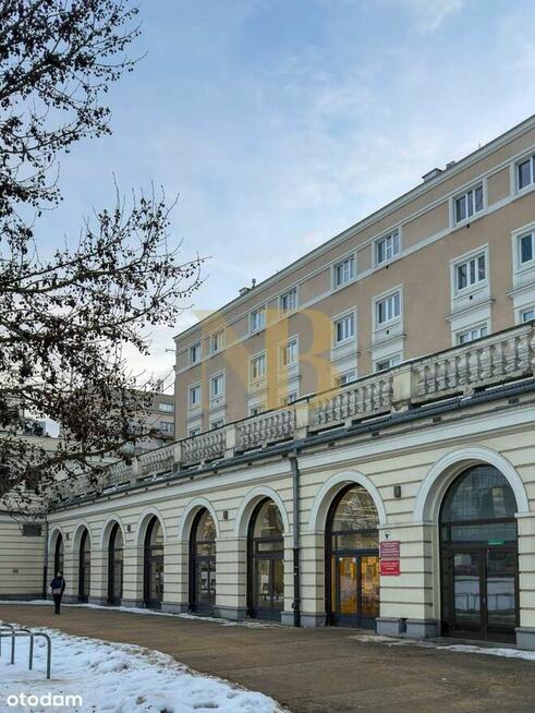 mieszkanie obok Pl. Bankowego przy wyjściu do METRO RATUSZ