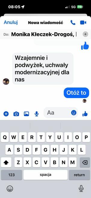 Duże podwójne rozkładane łóżko