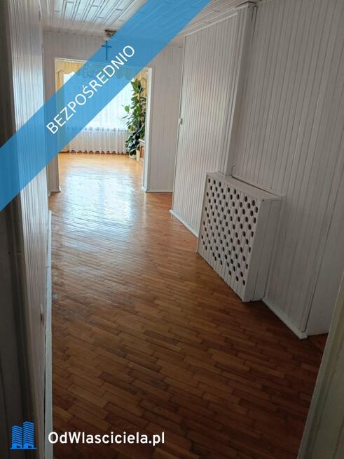 Parter domu z budynkiem gospodarczym