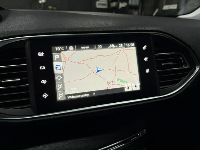 Peugeot 308 1.6HDI Allure Panorama Kamera Hak Led Navi Zarejestrowany