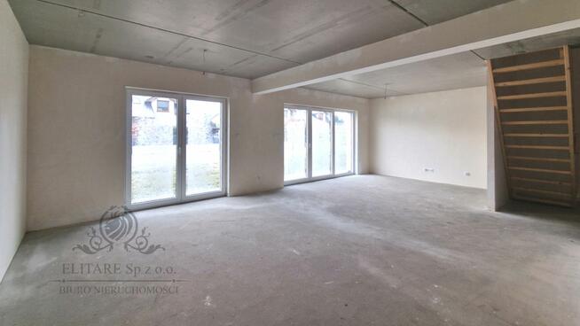 Duży dom szereg ŚRODKOWA o pow.141,88m2 na działce 97,46m2, Kąty Wrocławskie