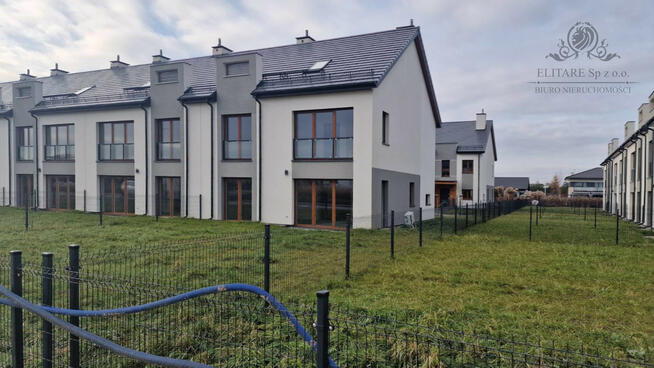 Duży dom szereg ŚRODKOWA o pow.141,88m2 na działce 97,46m2, Kąty Wrocławskie