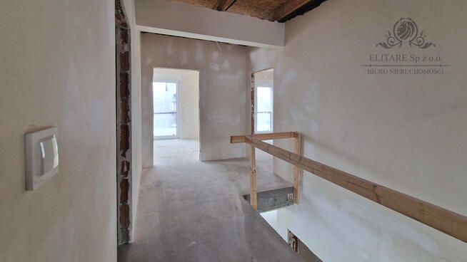 Duży dom szereg SKRAJNY o pow.150,7m2 na działce 299m2, Kąty Wrocławskie