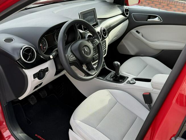 Mercedes B180 LIFT 1.6 Benz 122KM NISKI PRZEBIEG!!!