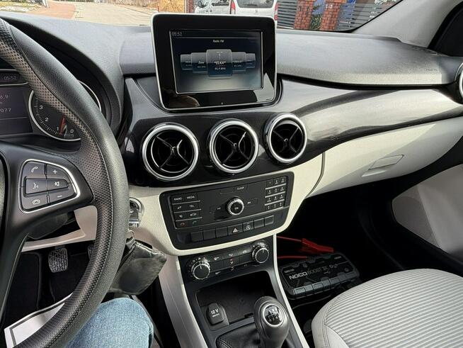 Mercedes B180 LIFT 1.6 Benz 122KM NISKI PRZEBIEG!!!