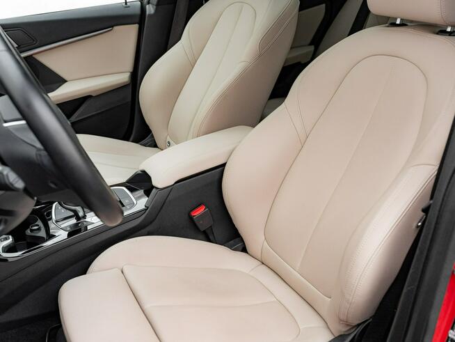 GD8L049#220i xDrive Sport Line Ambient Szyberdach Salon PL VAT23%