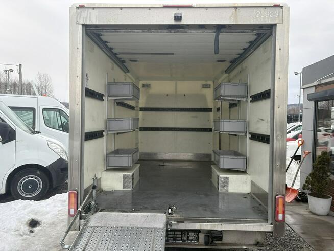 Renault Master kontener niskopodwoziowy niskopodłogowy