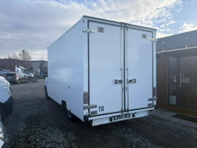 Renault Master kontener niskopodwoziowy niskopodłogowy