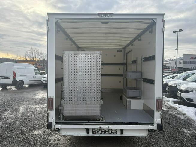 Renault Master kontener niskopodwoziowy niskopodłogowy