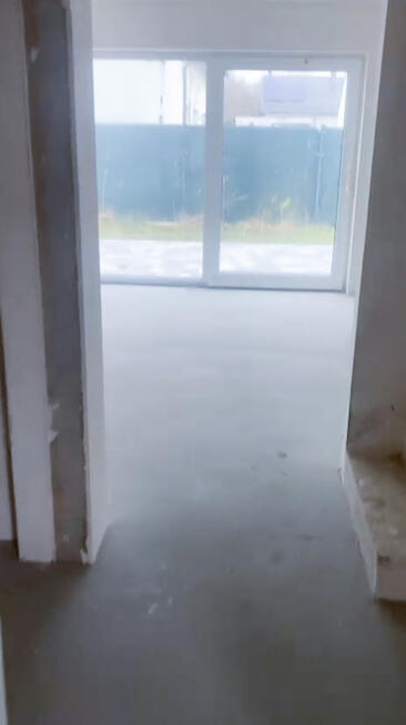 Dom bliźniak do własnej aranżacji