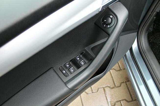 Škoda Octavia 1.6 TDi. Kamera. El. Klapa. Facelift.