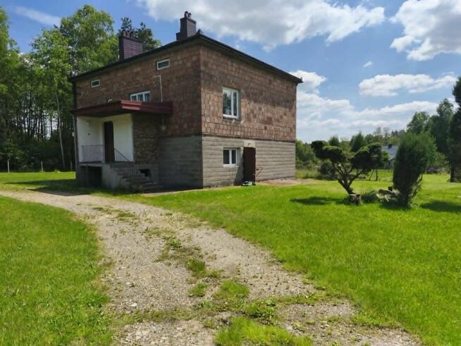 Dom w Żdżarach, gmina Czarna