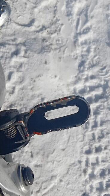 Podnóżki kierowcy kpl do Yamahy DT 50 2003-2011r