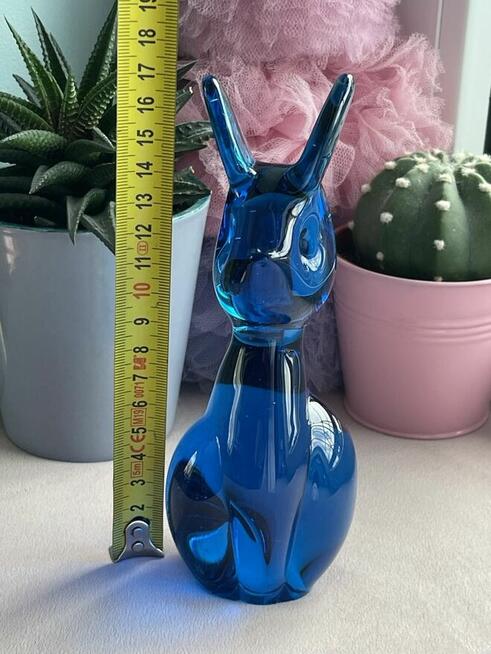 Szklana figurka. Szkło artystyczne