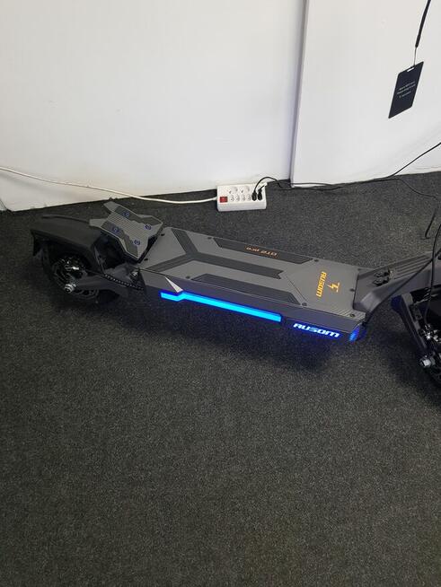 Ausom DT2 PRO hulajnoga elektryczna 2x1100W 52V 23Ah 70kmNFC