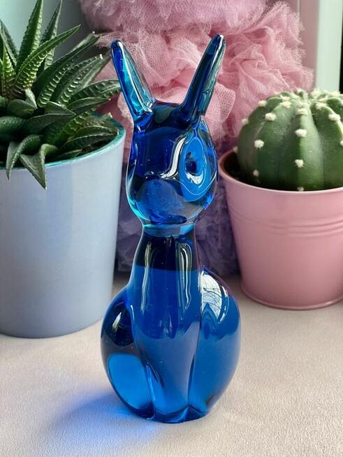 Szklana figurka. Szkło artystyczne