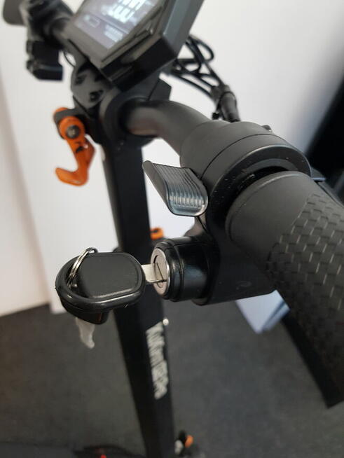 Kukirin G2 Pro hulajnoga elektryczna 800W 15,6Ah 45km