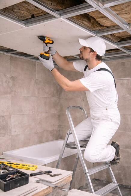 Ekipa remontowo-budowlana wykona zlecenia Domów, Mieszkań