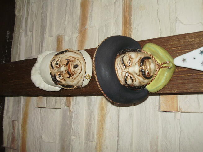 Gipsowe maski z PRL , dziś to już unikaty