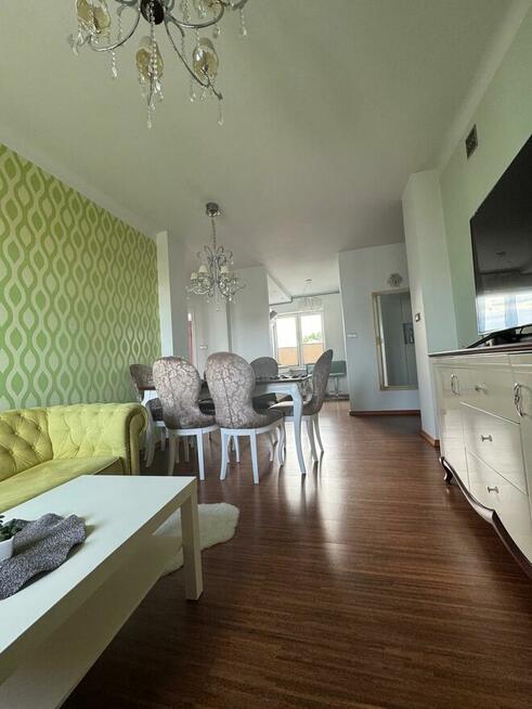 Wynajmę mieszkanie 4 pokojowe centrum. Bezpośrednio.