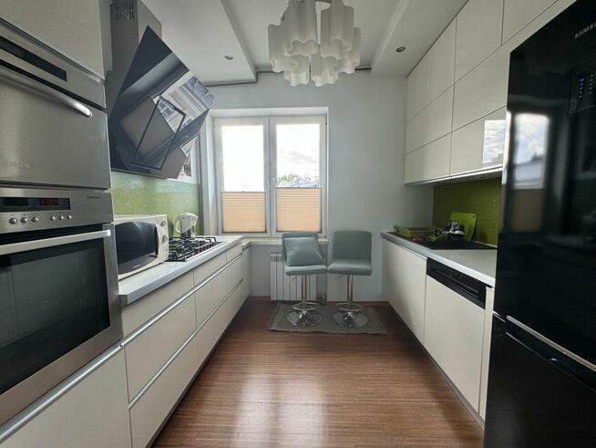 Wynajmę mieszkanie 4 pokojowe centrum. Bezpośrednio.