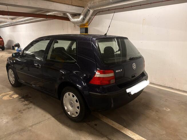 Volkswagen Golf 4 2003r. 1.4 75KM