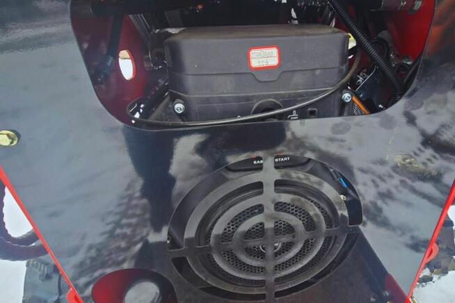 Mini ładowarka gąsienicowa MS 380R