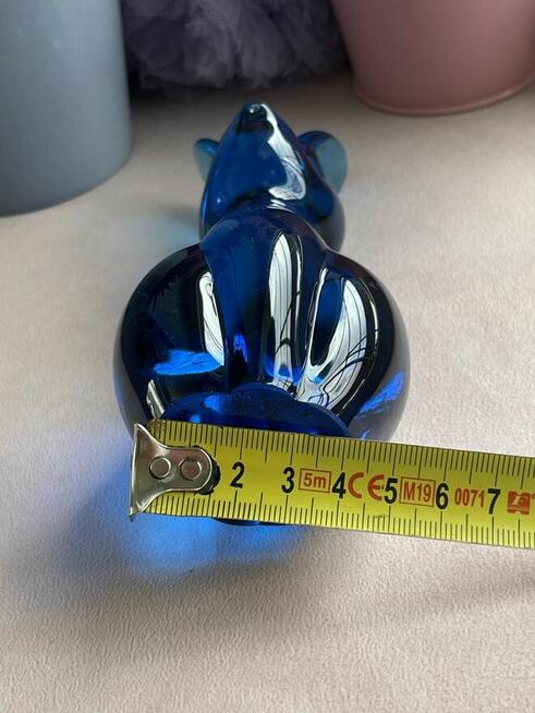 Szklana figurka. Szkło artystyczne