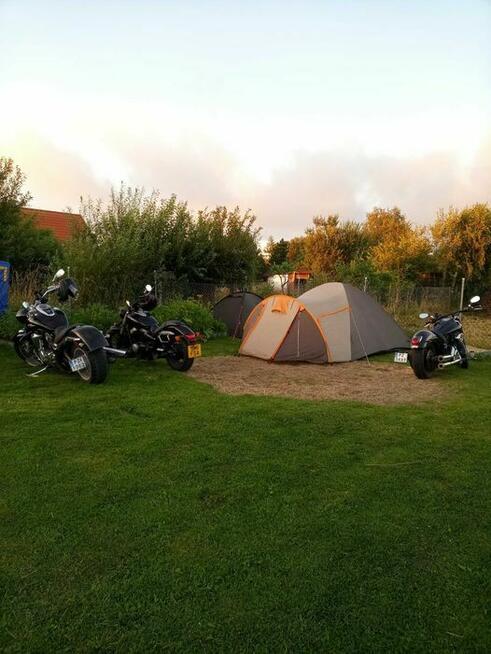 Pole namiotowe / kempingowe