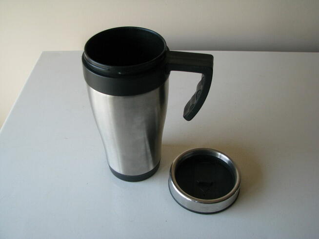 Stalowy kubek termiczny z pokrywką 0,4 l